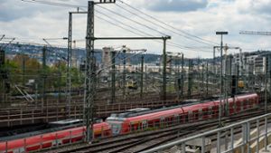 Der Tiefbahnhof von Stuttgart 21 könnte eine Ergänzung erhalten. Das würde den Wohnungsbau auf der heutigen Gleisfläche stellenweise einschränken. Foto: Lichtgut/Leif Piechowski