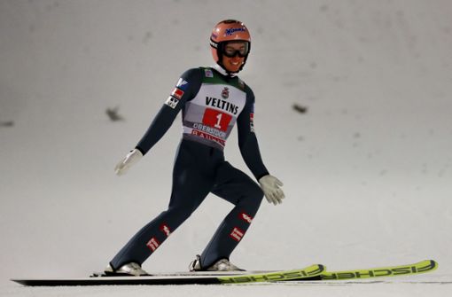 Stefan Kraft ist der beste österreichische Skispringer, kann die Tournee in diesem Jahr aber nicht mehr gewinnen. Foto: AP/Matthias Schrader