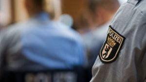 Die Bundesregierung will den Arbeitsalltag der Polizei untersuchen. Foto: dpa/Bernd von Jutrczenka
