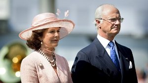 Der Schwedische König Carl Gustaf und Königin Silvia. Carl Gustaf war am Dienstag in Stockholm in einen Autounfall verwickelt. Foto: dpa