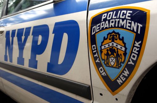 Die New Yorker Polizei wurde am Samstagmorgen zum Tatort nach Brooklyn gerufen. (Symbolbild) Foto: dpa/Gero Breloer
