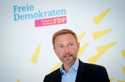 FDP-Parteichef Christian Lindner sieht noch immer „die größten Überschneidungen“ zwischen Union und FDP, hält sich aber auch andere Koalitionsmodelle offen. Foto: dpa