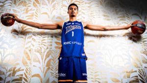2,21 Meter groß, 2,41 Meter Armspannweite: Victor Wembanyama  ist auch für Basketball-Verhältnisse ein körperlicher Riese. Foto: imago/JB Autissier