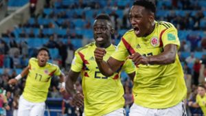 Ausgleich in letzter Minute: Kolumbien muss im Elfmeterschießen gegen England ran und der Flughafen in Bogotá streicht die Flüge. Foto: AP