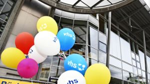 So bunt wie diese Luftballons ist auch das Angebot  der Volkshochschule in Leinfelden-Echterdingen. Foto: Günter Bergmann