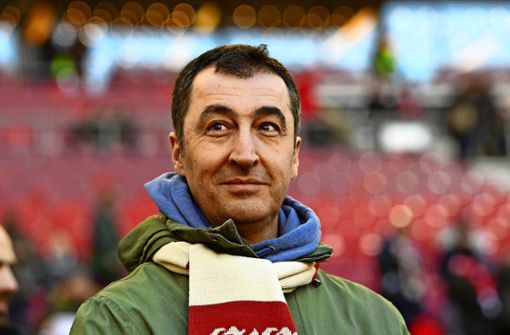 Bisher blickt Cem Özdemir als Fan auf den VfB Stuttgart. Ändert sich das schon bald? Foto: dpa/Marijan Murat