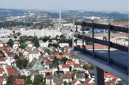 Blick vom 30. Stock der Tower-Baustelle gen Stuttgart Foto: Dirk Herrmann