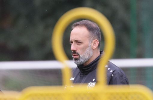 Der neue VfB-Trainer rückt in den Fokus: Pellegrino Matarazzo erlebt an diesem Mittwoch seine Pflichtspielpremiere als Chefcoach in der zweiten Liga. Foto: Baumann