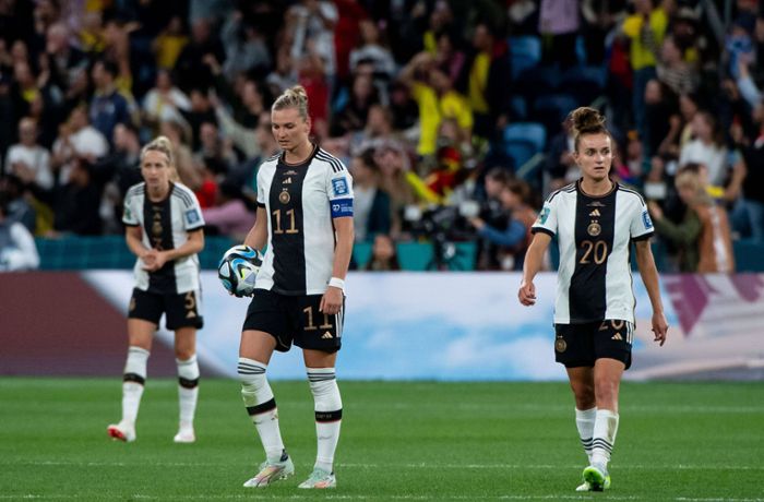 DFB-Pleite bei der Frauen-WM 2023: „Ich bin ja kein Taktikfuchs, aber das sieht abenteuerlich aus“