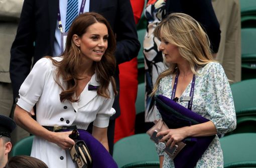 Herzogin Kate präsentierte sich beim Tennisturnier in Wimbledon im weißen Kleid, während Meghan ... Foto: dpa