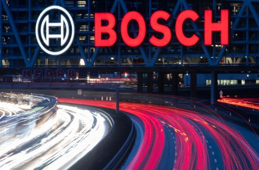 In der Automobilproduktion rechnet Bosch mit einem Minus von mindestens 20 Prozent (Symbolbild). Foto: picture alliance/dpa/Sebastian Gollnow