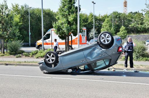 In Weissach im Tal hat sich ein Auto überschlagen. Foto: 7aktuell.de/Kevin Lermer