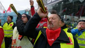 Die Gewerkschaft Verdi ruft zu Warnstreiks im öffentlichen Dienst auf. (Symbolbild) Foto: dpa/Henning Kaiser