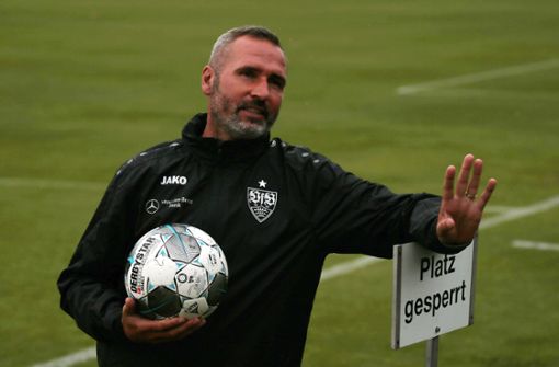 Tim Walter führt den VfB Stuttgart seit diesem Sommer als Trainer an. Foto: Baumann