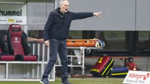 Christian Streich bleibt dem SC Freiburg treu. Foto: dpa/Tom Weller