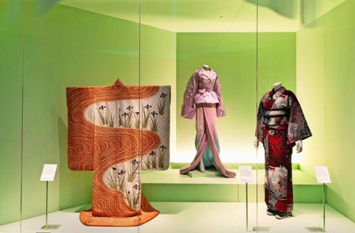 Bis zum 21. Juni läuft die Londoner  Schau „Kimono: Kyoto to Catwalk“. Foto: © Victoria and Albert Museum, London /Peter Kelleher