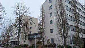 Die Gebäude in der Fellbacher Erich-Herion-Straße gehören zu den möglichen Standorten für eine LEA. Foto: Dirk Herrmann