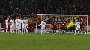 Der VfB Stuttgart II trennt sich von Dynamo Dresden mit einem 0:0-Unentschieden. Tore gab es in der 3. Liga trotzdem jede Menge.  Foto: Lommel/vfb-exklusiv