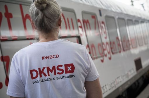 Die DKMS hat es sich zur Aufgabe gemacht, die richtigen Spender für Menschen zu finden, die an Leukämie erkrankt sind. Foto: Lichtgut/Leif Piechowski