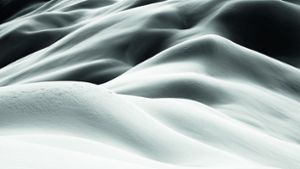 „Alpstein, Appenzeller Alpen“ in der Schweiz, fotografiert von Peter Mathis, anzuschauen im herrlichen Bildband „Schnee“, erschienen im Prestel-Verlag. Foto: Peter Mathis/Prestel-Verlag