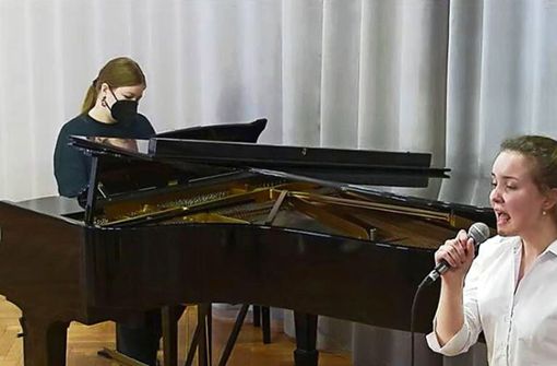 Die jungen Talente der Musikschule Böblingen überzeugen sowohl instrumental als auch gesanglich. Foto: Youtube/Musikschule/Epple