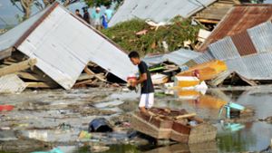 Mehrere Häuser wurden auf der Insel Sulawesi weggeschwemmt. Foto: AP