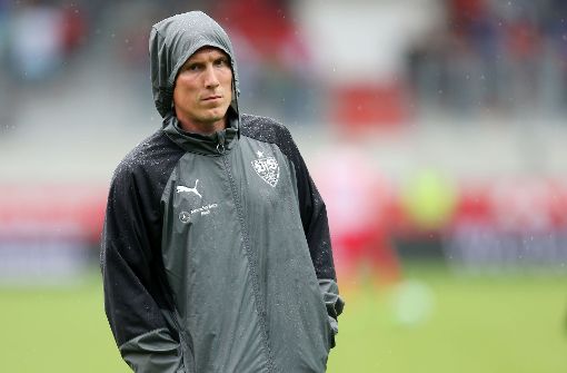 Nicht erfreut: VfB-Coach Hannes Wolf bei der 2:1-Niederlage gegen Heidenheim. Foto: Pressefoto Baumann