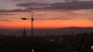 So schön leuchtete der Himmel über Stuttgart. Foto: Lukas Jenkner/StZN