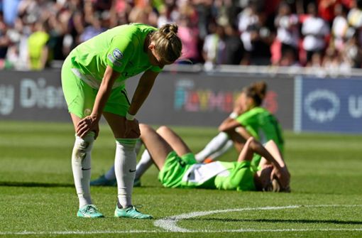 Es hat nicht sollen sein: Die Frauen des VfL Wolfsburg haben im Champions-League-Finale eine 2:0-Führung verspielt. Foto: AFP/JOHN THYS