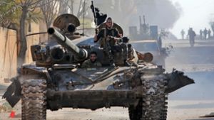 Panzereinsatz in der Stadt Saraqib im Osten der Provinz Idlib. Foto: AFP/Bakr Alkasem