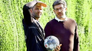 Thomas Hitzlsperger (links) und Claus Vogt wollen den VfB Stuttgart in die Zukunft führen – aber wie verstehen sich der Vorstandsvorsitzende und der Vereinspräsident? Foto: Baumann