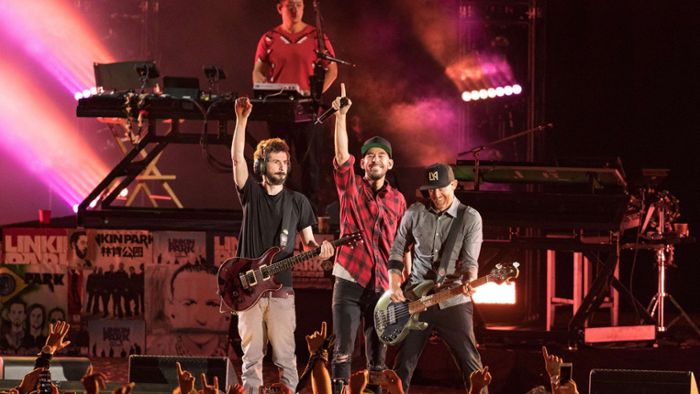 Linkin Park spielt Gedenkkonzert für Chester Bennington