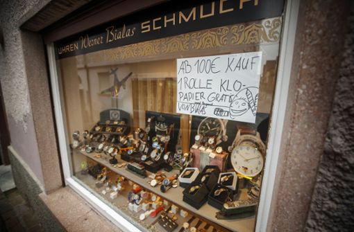 Sogar beim Juwelier sticht der Wert von Klopapier hervor. Foto: Gottfried Stoppel