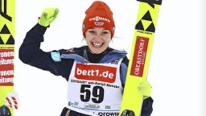 Skispringerin Katharina Althaus startet im Mixed. Foto: imago/opokupix