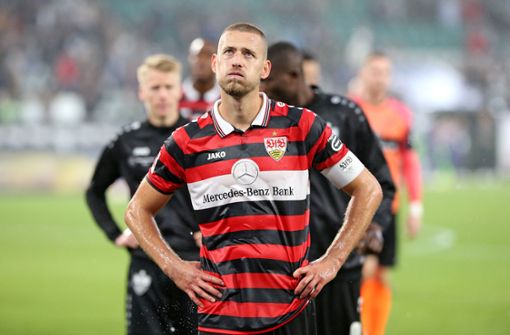 Der Frust ist groß: Waldemar Anton und der VfB lassen derzeit viele gegnerische Torchancen zu. Foto: Pressefoto Baumann/Cathrin Müller