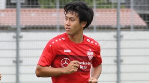 Beim VfB hat Wataru Endo einen schweren Stand, in der japanischen Nationalmannschaft kommt er dagegen zum Einsatz. Foto: Baumann