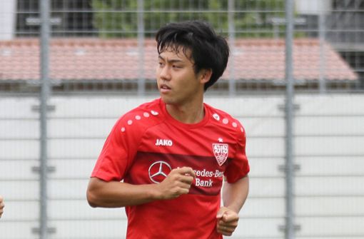 Beim VfB hat Wataru Endo einen schweren Stand, in der japanischen Nationalmannschaft kommt er dagegen zum Einsatz. Foto: Baumann