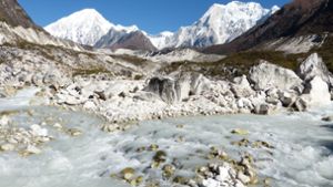 Die Gletscher im Himalaya – hier ein Blick auf den 8163 Meter hohen Manaslu, dem achthöchsten Berg der Welt in Nepal – schmelzen immer schneller. Foto: Florian Sanktjohanser/dpa-tmn