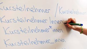 Innerhalb der Ludwigsburger Verwaltung hat man sich auf den Genderstern geeinigt, sollte es keine alternativen Formulierungen geben (Symbolbild). Foto: dpa/Uli Deck
