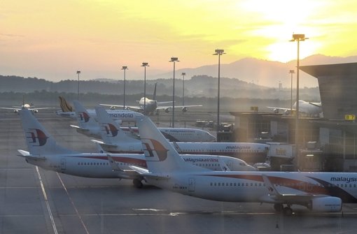 Maschinen von Malaysia Airlines auf ihrem Heimatflughafen in Sepang in der Nähe von Kuala Lumpur. Foto: EPA