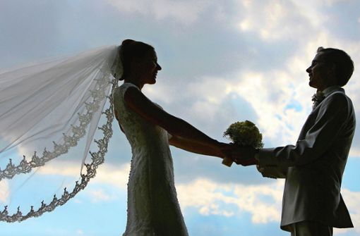 Der schönste Tag im Leben? Heutzutage entscheiden sich  immer mehr Menschen gegen das  Heiraten. Foto: dpa/Patrick Pleul