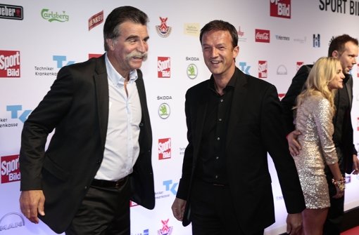 Diese beiden versprühten beim Sport Bild-Award gute Laune: VfB-Sportvorstand Fredi Bobic (rechts) und Ex-Handball-Bundestrainer Heiner Brand. Foto: Bongarts