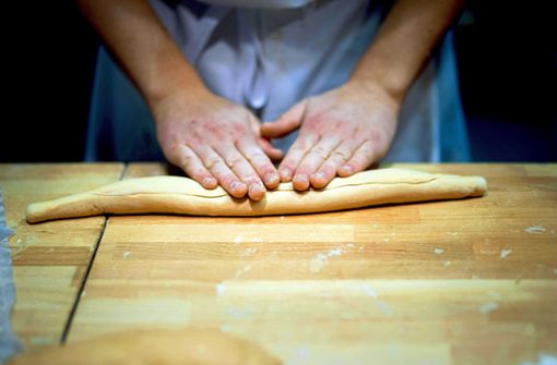 Mancher Bäcker würde kleinere Brötchen backen, finge er neu an. Foto: imago//Florian Gaertner