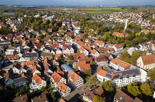 Lebendige Gemeinde in schöner Lage: Die Stadt Ditzingen aus der Vogelperspektive.