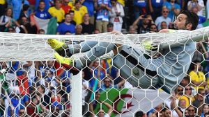 Nach dem 1:0 gegen Schweden wagt Gianluigi Buffon einen neuen Anlauf für seinen Torlatten-Jubel. Foto: AFP
