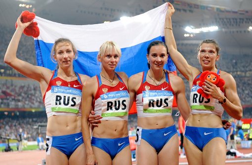 Russlands Läuferin Anastasia Kapachinskaya (rechts) ist des Dopings überführt worden. (Archivfoto) Foto: DPA