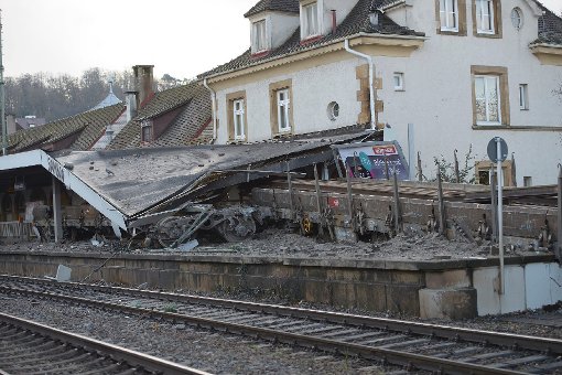 Die Ursache für den schwere Güterwaggon-Unfall am Bahnhof Stuttgart-Feuerbach Ende November könnte menschliches Versagen gewesen sein.  Foto: www.7aktuell.de/Eyb