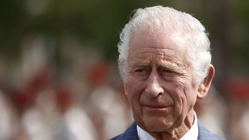 König Charles ist an Krebs erkrankt. Foto: AFP/YOAN VALAT