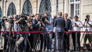 Mette Frederiksen, Ministerpräsidentin von Dänemark, gibt vor der Presse eine Erklärung zur Absage des US-Präsidenten zum geplanten Staatsbesuch ab. Foto: dpa