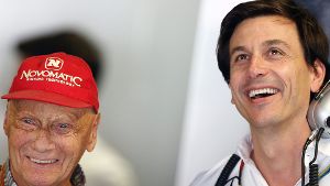 Die Leiter des Formel-1-Teams von Mercedes: Aufseher Niki Lauda und Motorsportchef Toto Wolff (re.)Foto:dpa Foto:  